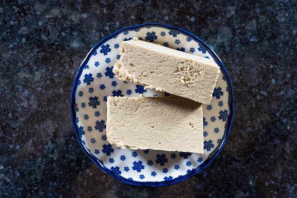 تصویر 1 از حلوا ارده خانگی خوش طعم مناسب وعده های سبک